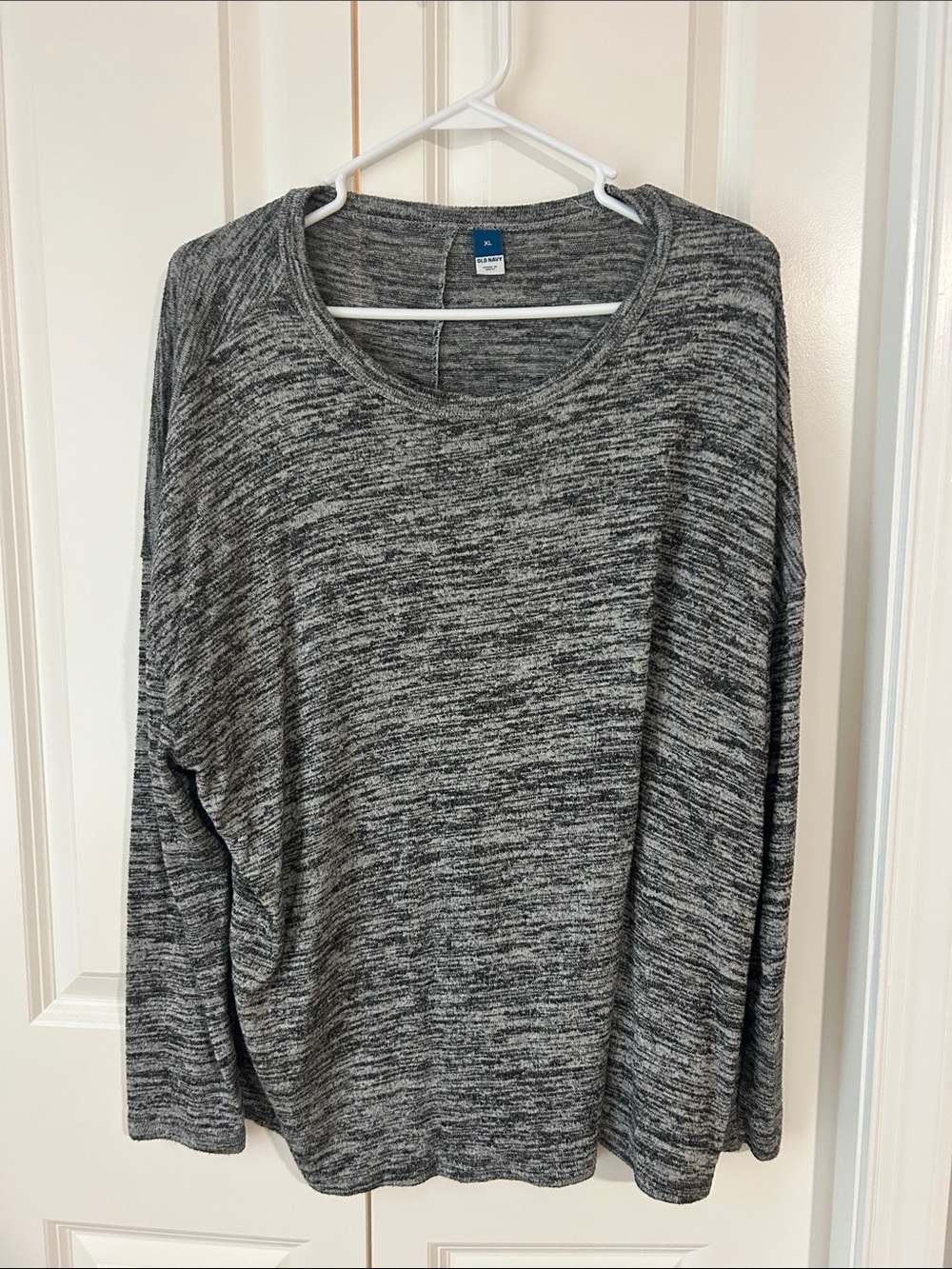 Old Navy Gray Marled Long-Sleeve Top
